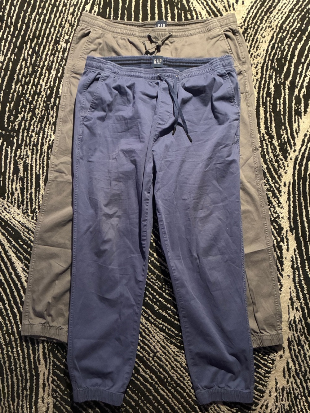 GAP Men's Jogger Pants Duo — Blue & Gray